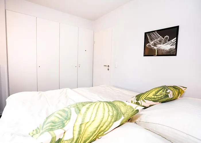 Hamburger Str 4 We 6 *