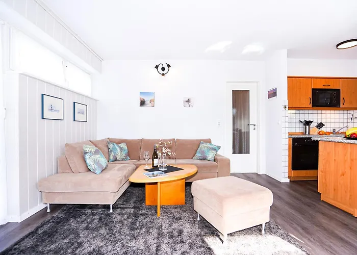 Hamburger Str 4 We 6 *